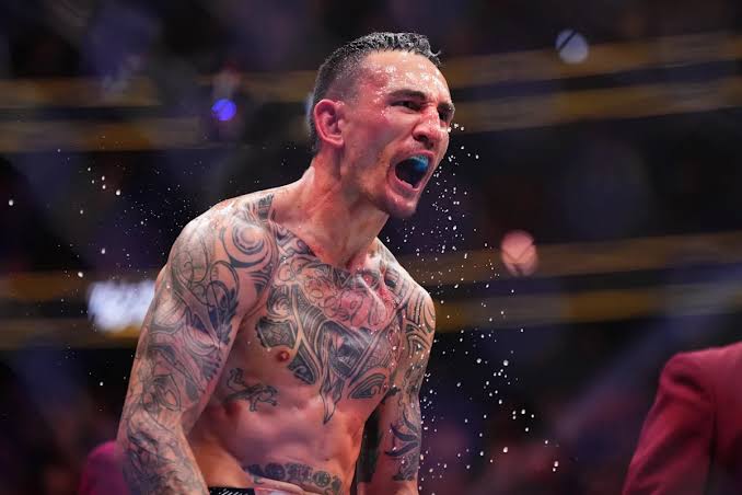 Max-Holloway-ufc-329